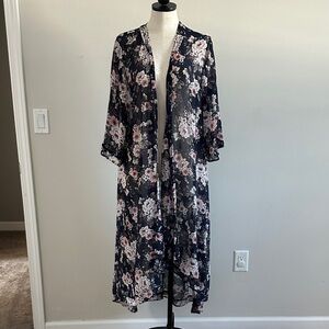 Torrid Navy and Pink Floral Kimono
